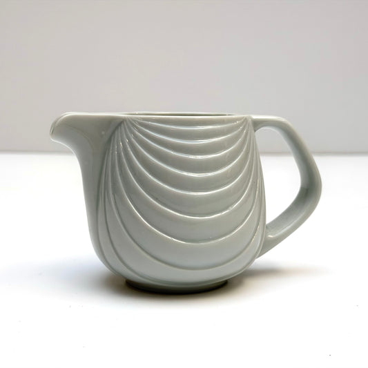 TT165 WHITE CERAMIC CREAMER