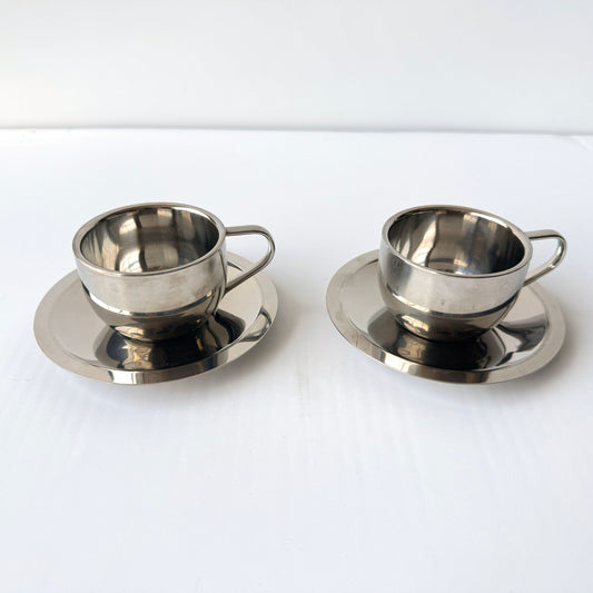 TT168 PAIR OF CHROME COFFEE CUPS