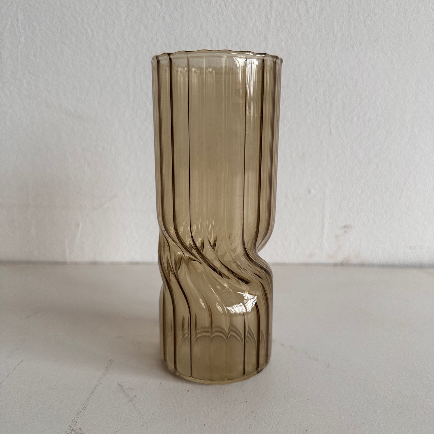 VS014 TWIZTED SMOKED FLUTED VASE