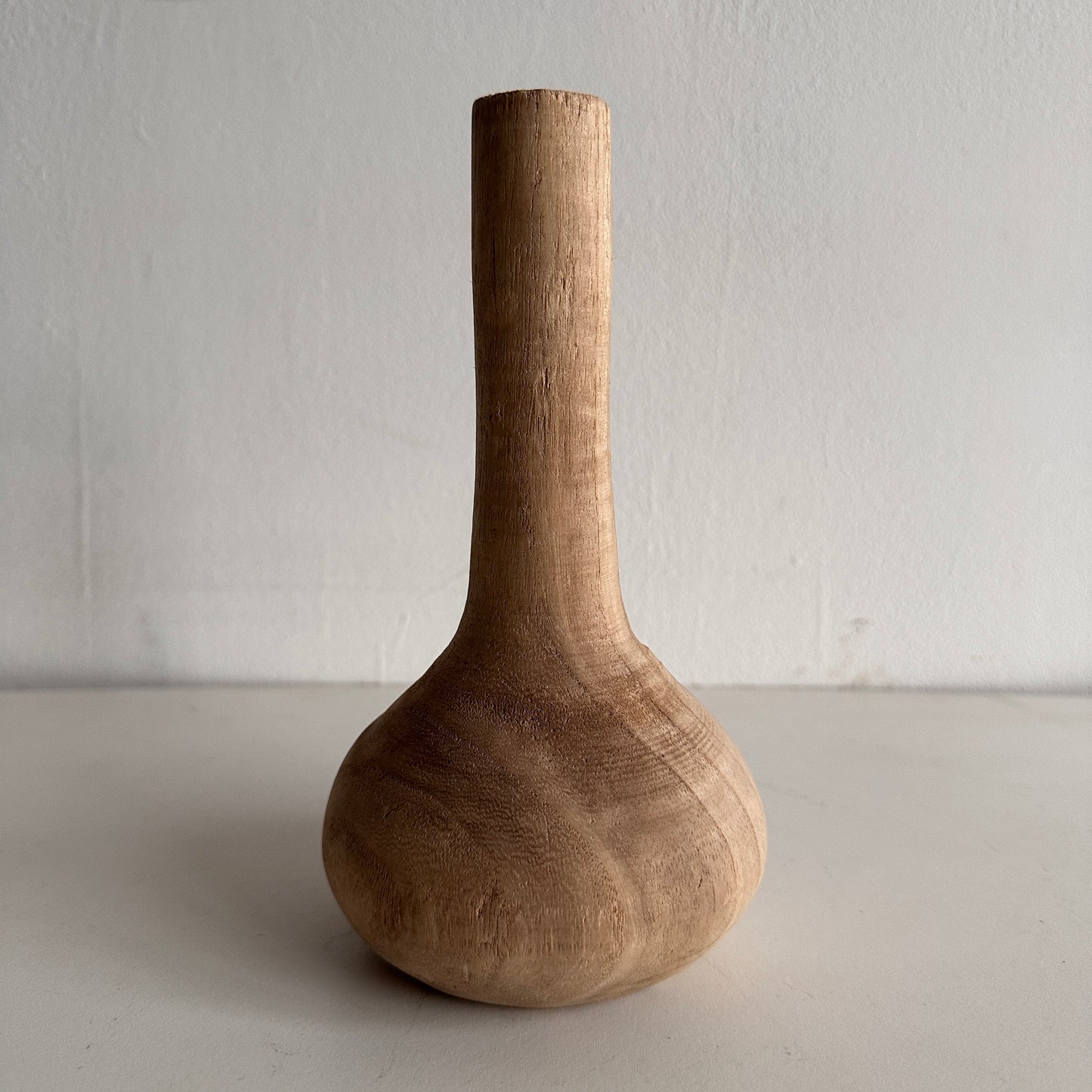 VS021 TAPERED CARVED WOOD VASE