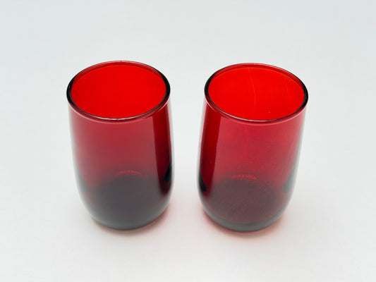 TT169 PAIR OF SMALL RED GLASSES