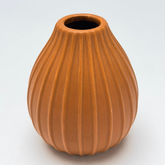 VS018 TERRA COTTA FLUTED CERAMIC VASE