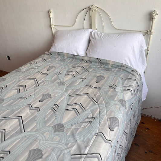 BG002 80'S DECO KING SIZE COMFORTER