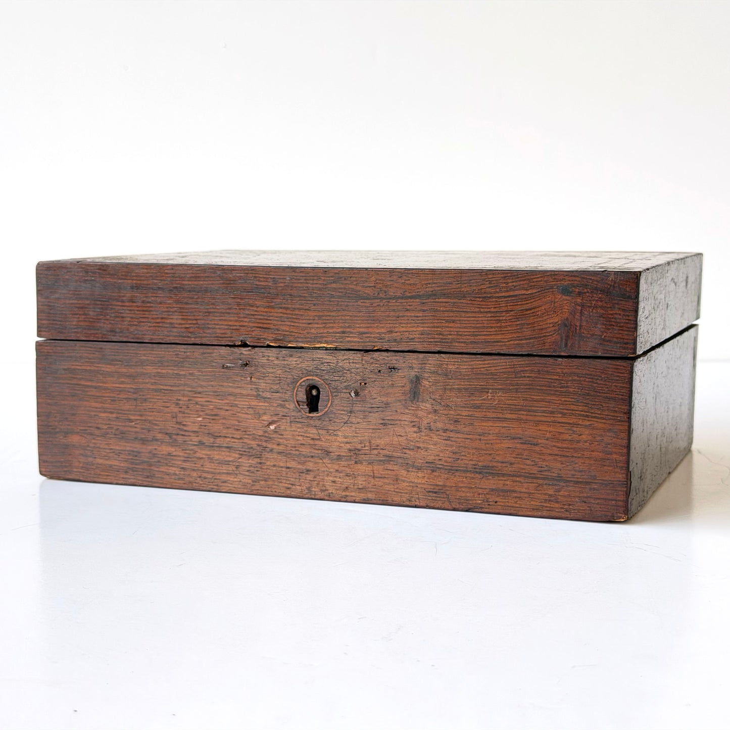 OB126 ANTIQUE WOODEN DESK TOP BOX