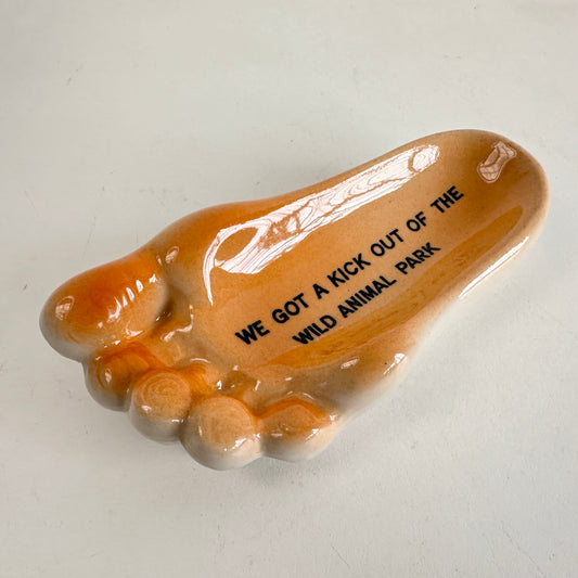 AA019 FOOT ASHTRAY
