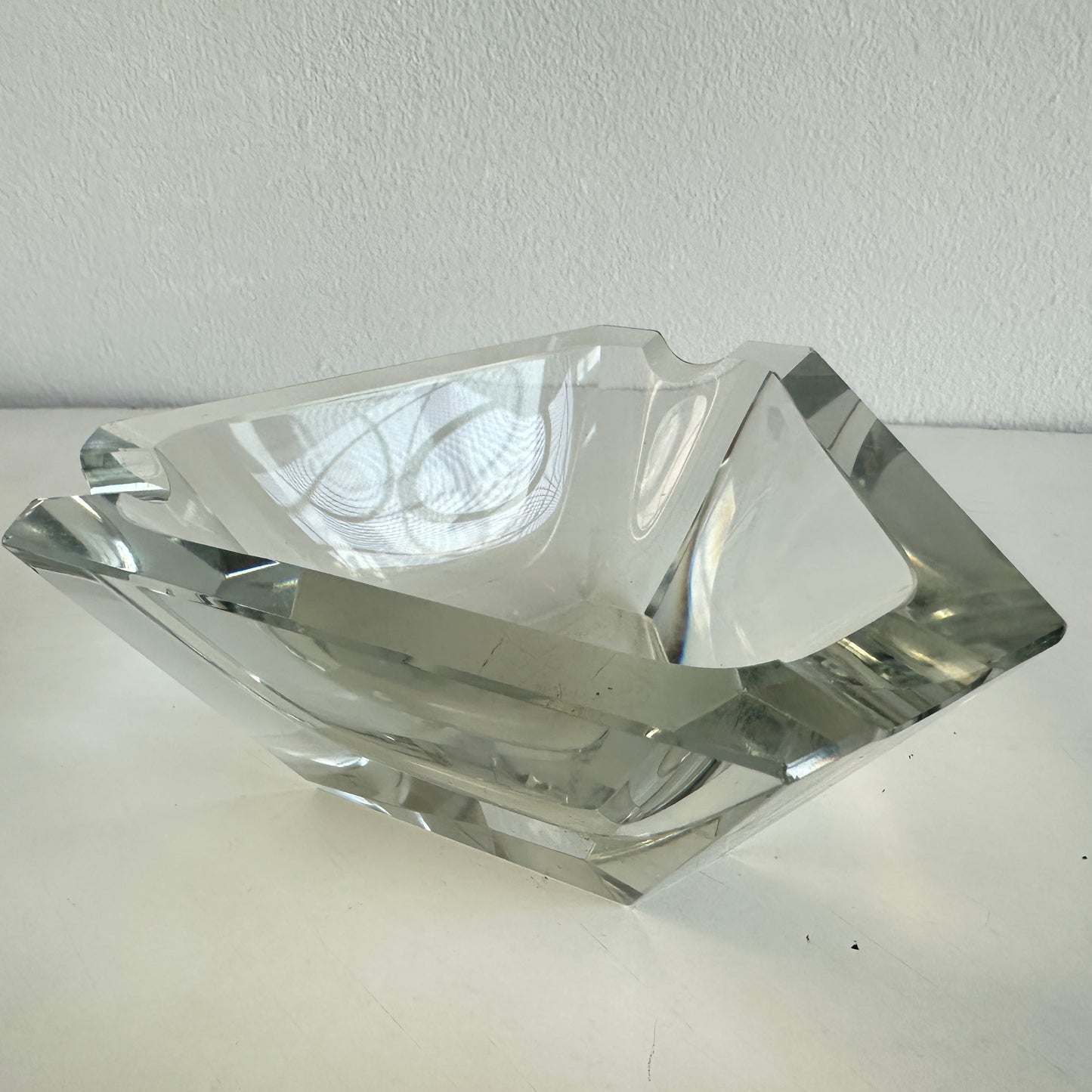 AA025 DIAMOND GLASS ASHTRAY
