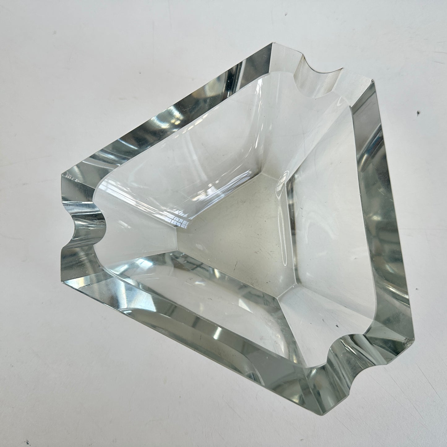 AA025 DIAMOND GLASS ASHTRAY