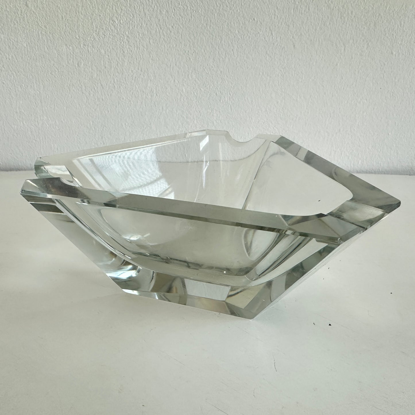 AA025 DIAMOND GLASS ASHTRAY