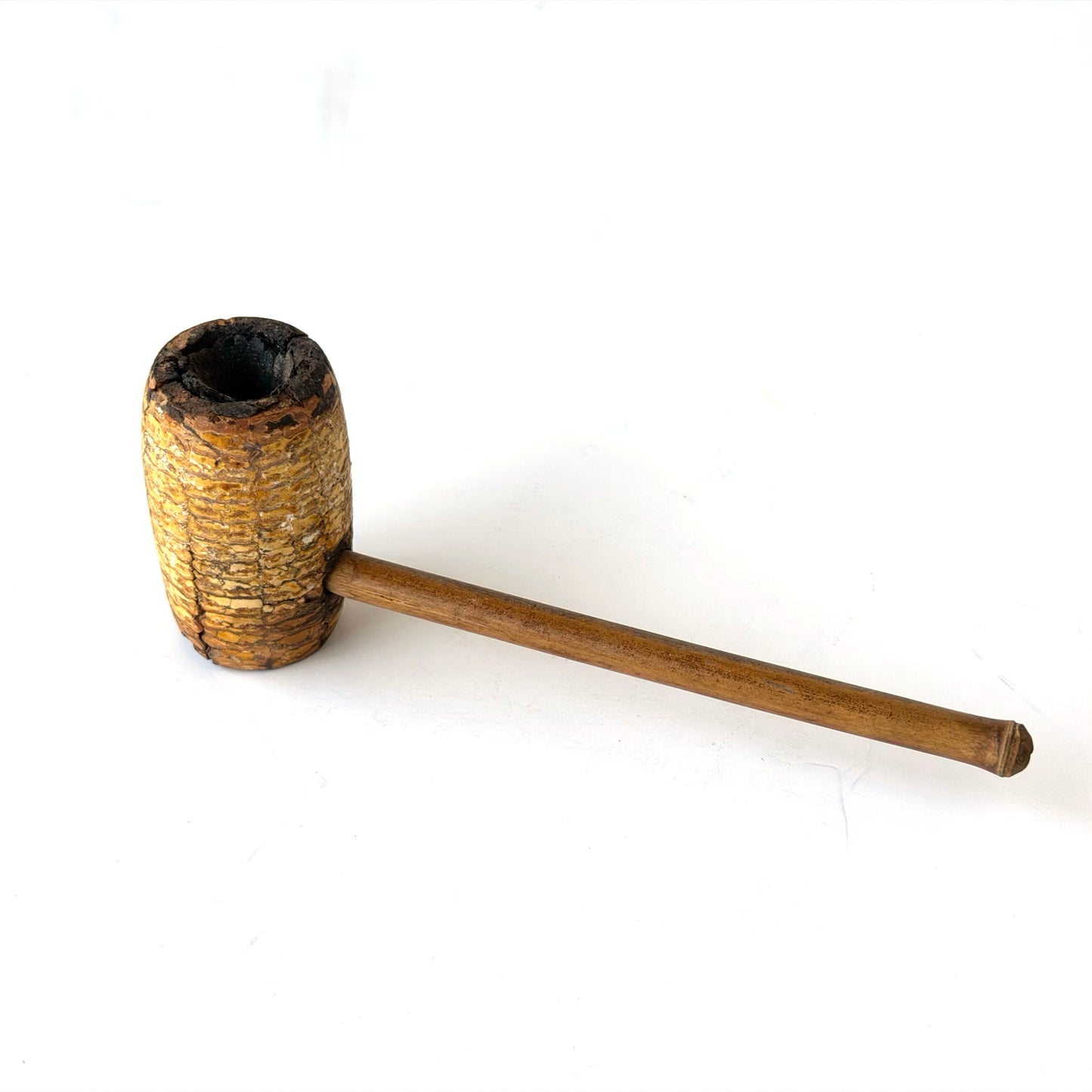 AA030 ANTIQUE CORN COB PIPE