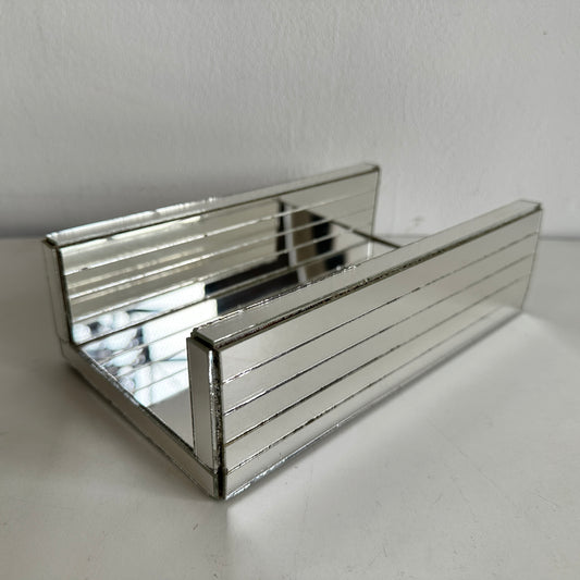 BB029 VINTAGED MIRRORED GUEST TOWEL HOLDER