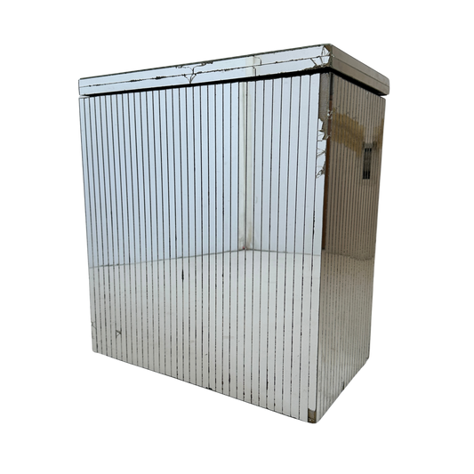 BB033 VINTAGE MIRRORED HAMPER