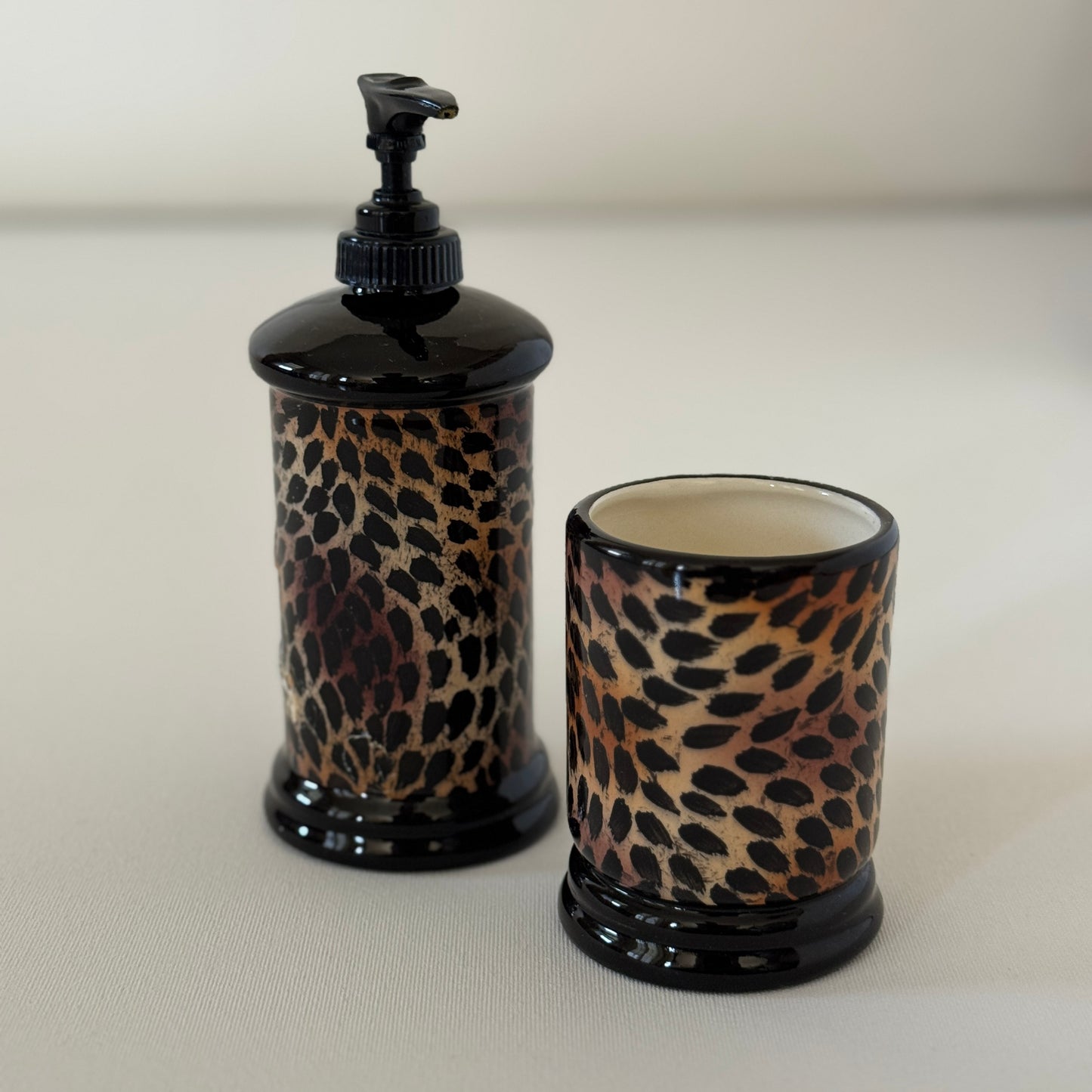 BB039 LEOPARD PRINT BATHROOM ACCESSORIES