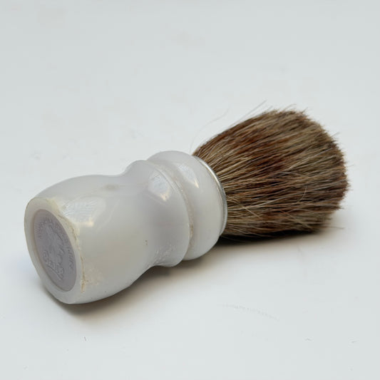 BB050 ANTIQUE WHITE PLASTIC SHAVING BRUSH
