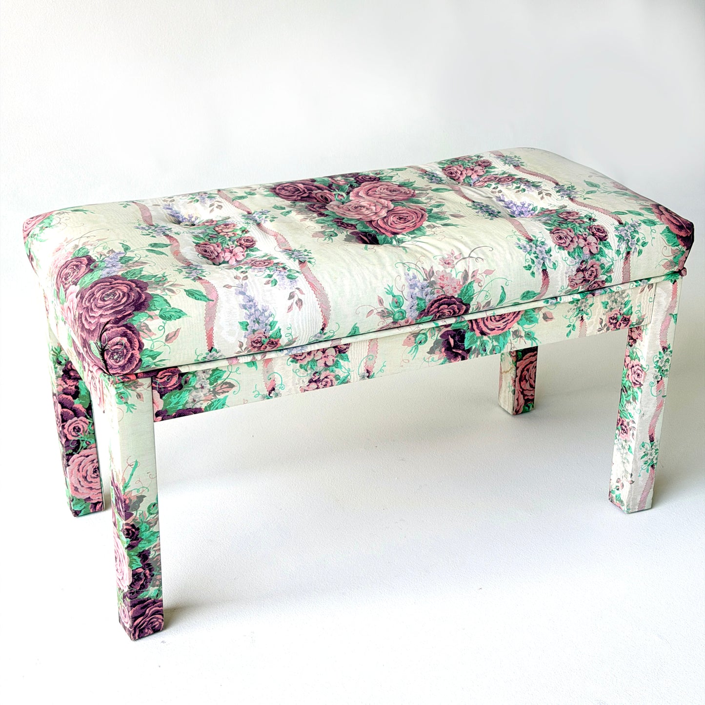 BE010 CUSTOM FLORAL UPHOLSTERED BENCH
