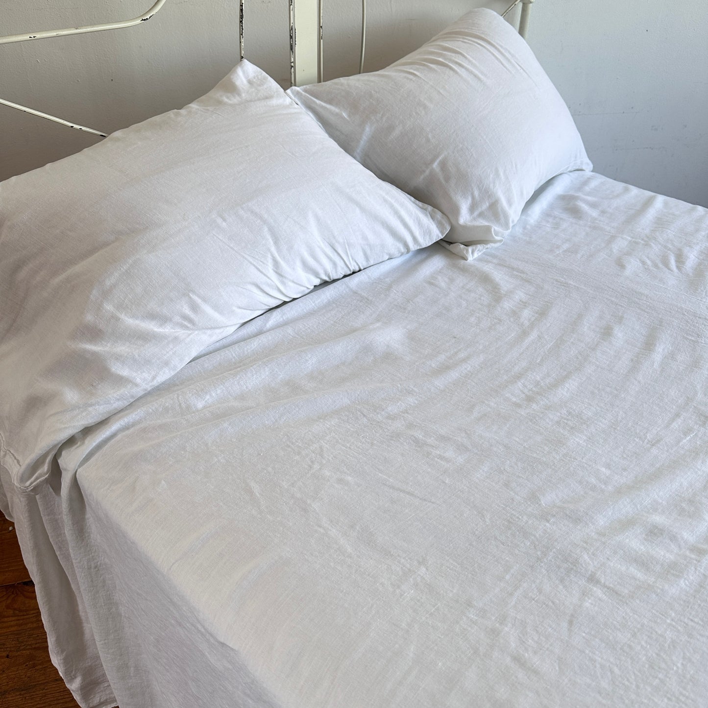 BG007 WHITE LINEN SHEET SET (FULL/QUEEN)