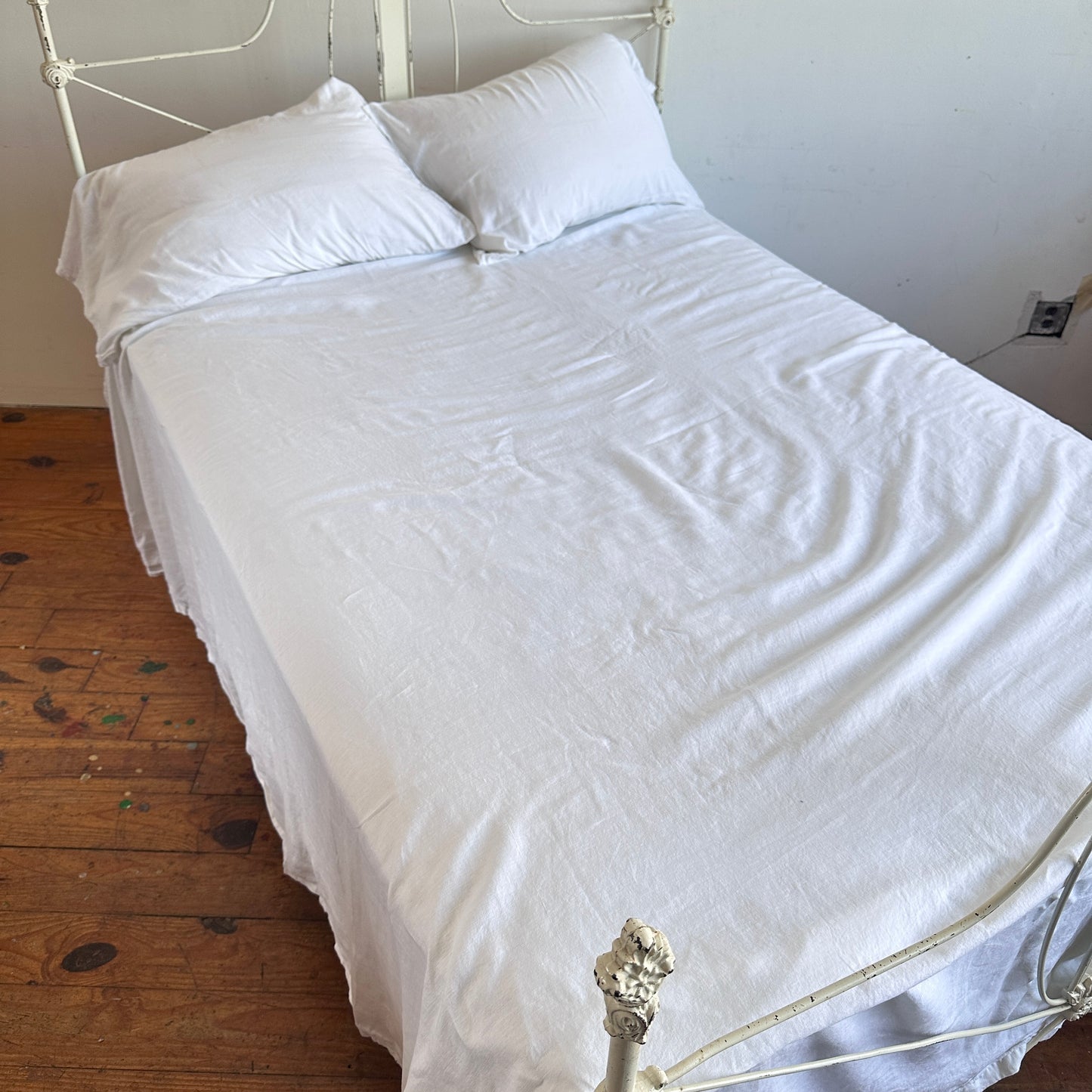 BG007 WHITE LINEN SHEET SET (FULL/QUEEN)