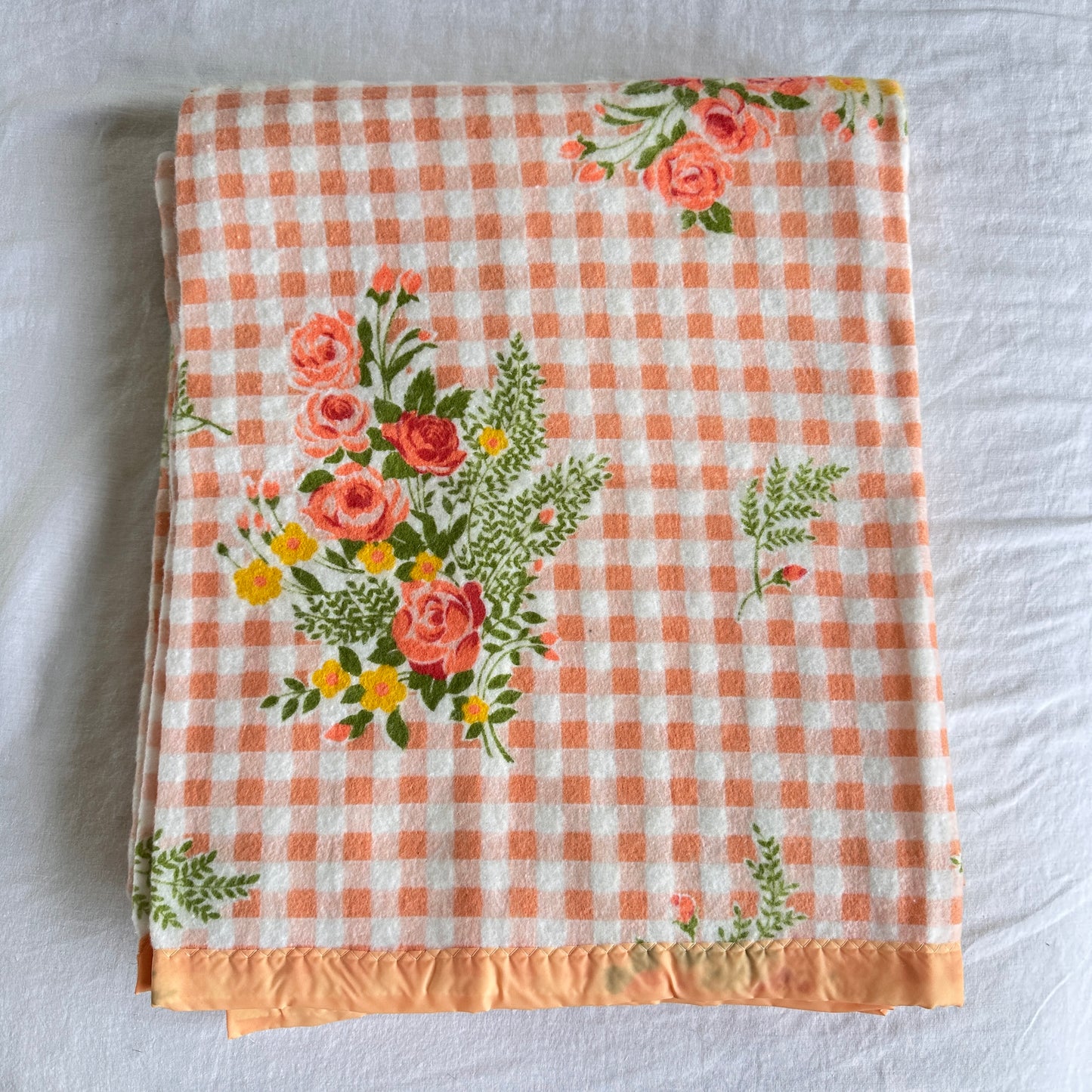 BG008 ORANGE FLORAL FELT COVERLET