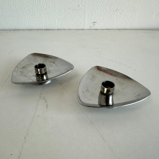 CA001 SET OF TWO CHROME TRIANGULAR CANDLE HOLDERS