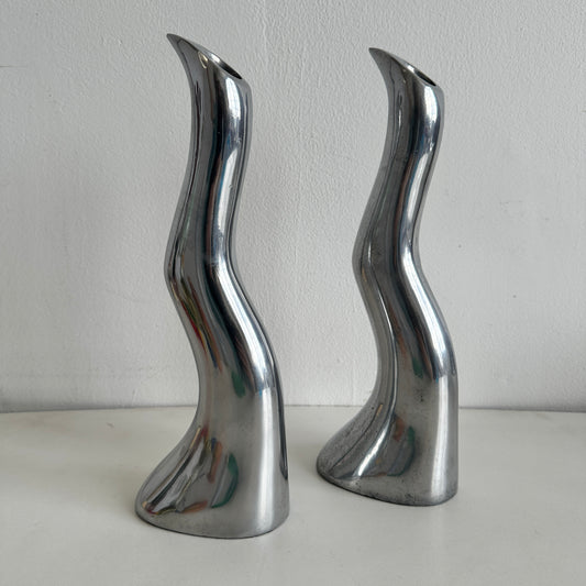 CA029 SET OF TWO WAVY ALUMINUM TAPER HOLDERS
