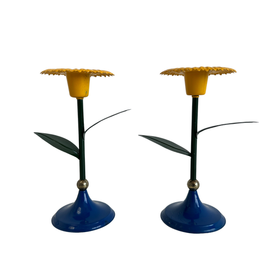 CA031 SET OF 2 METAL FLOWER CANDLE HOLDERS