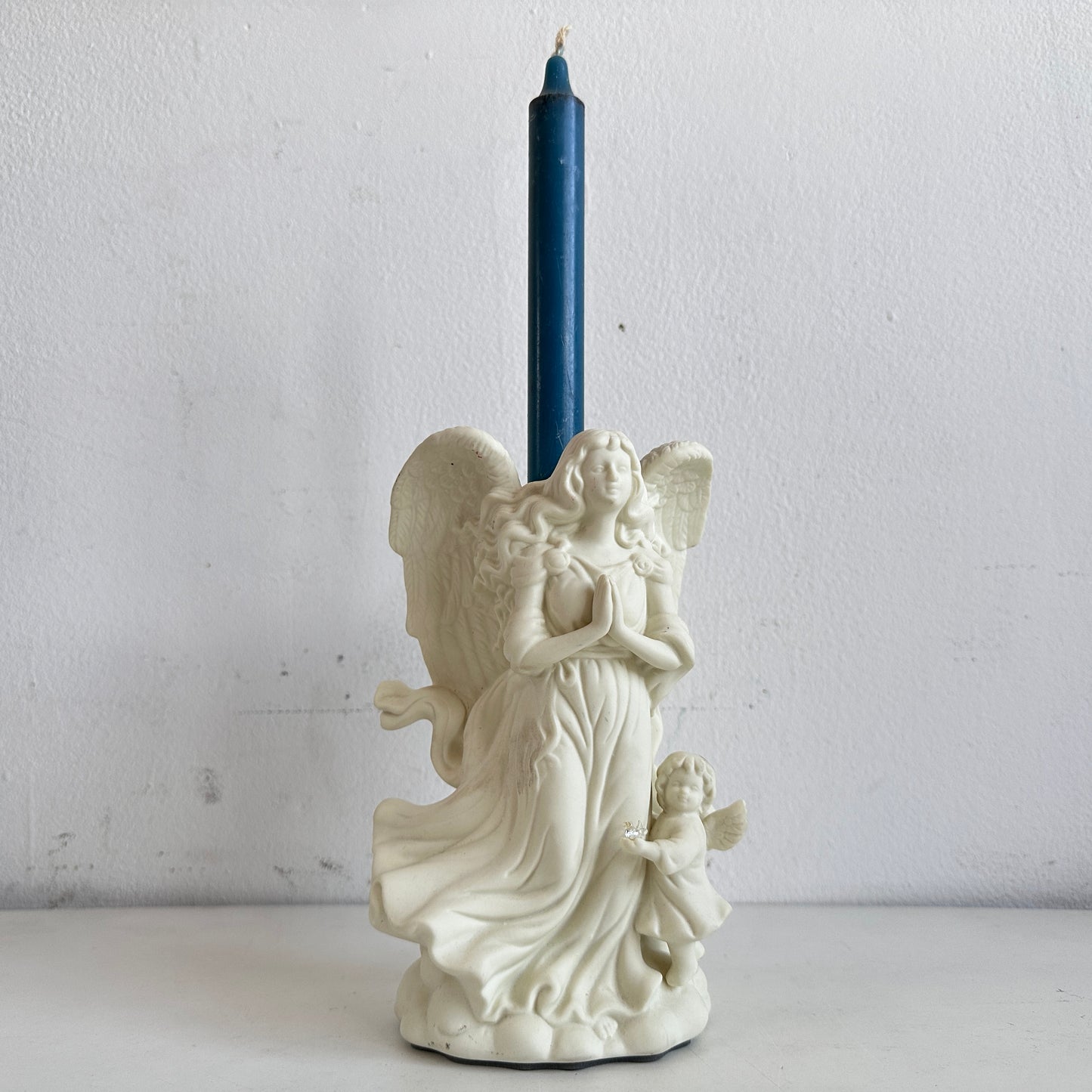 CA043 PRAYING ANGEL CANDLE HOLDER