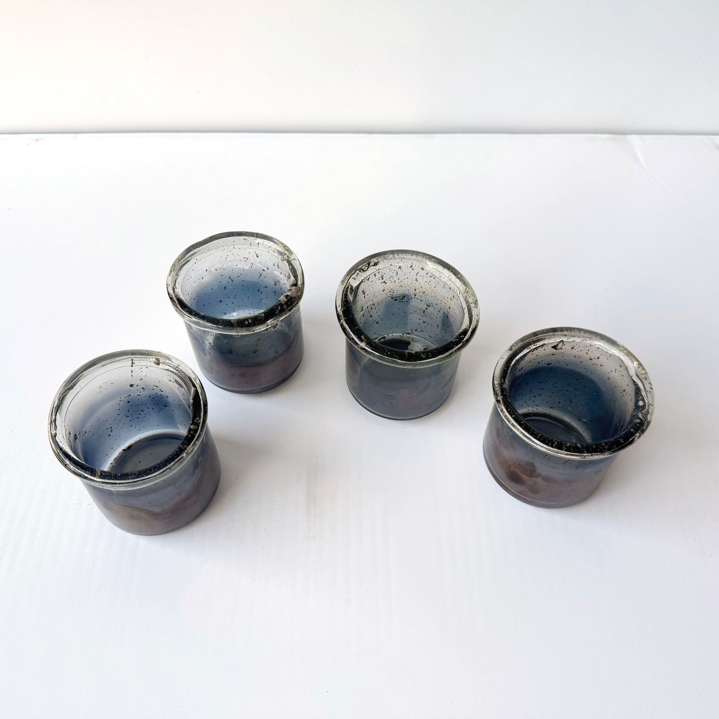 CA047 SET OF 4 THICK BUBBLE GLASS VOTIVE CANDLE HOLDERS