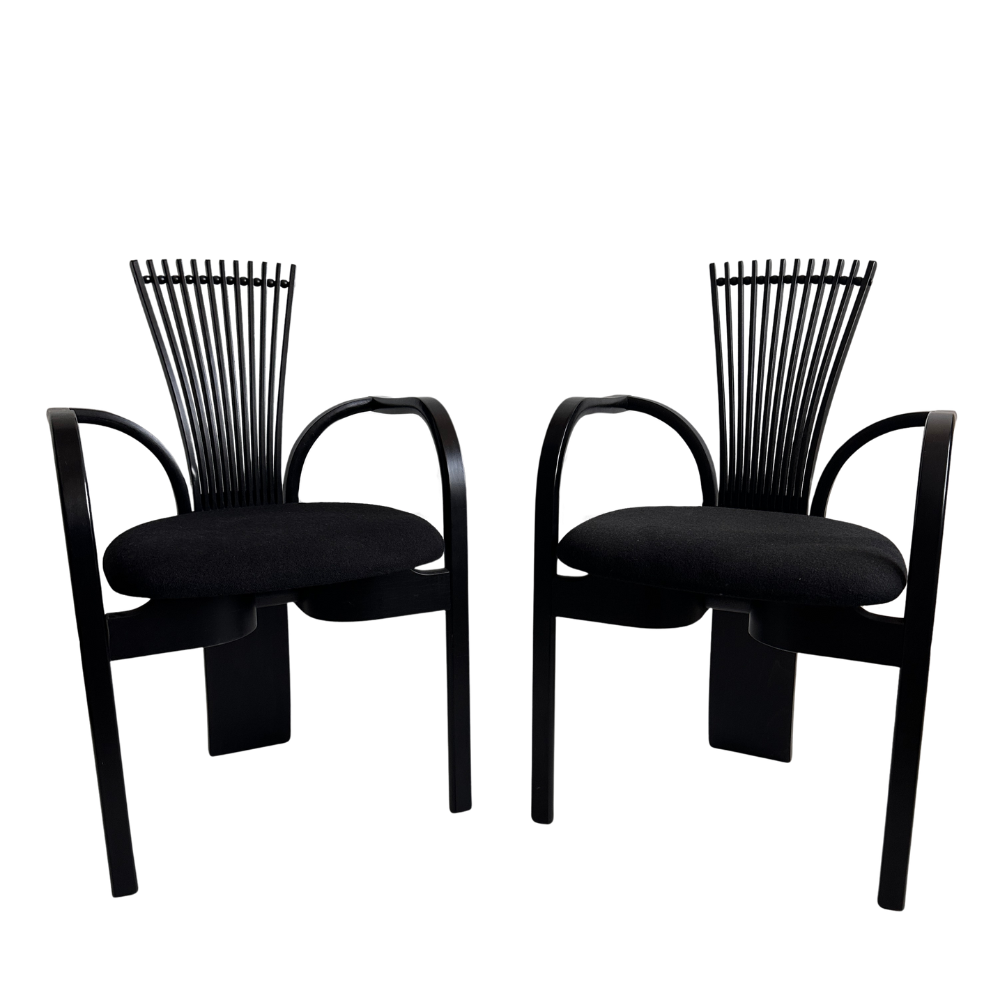 CH013 NORWEGIAN DESIGN BLACK WOOL BENTWOOD CHAIRS