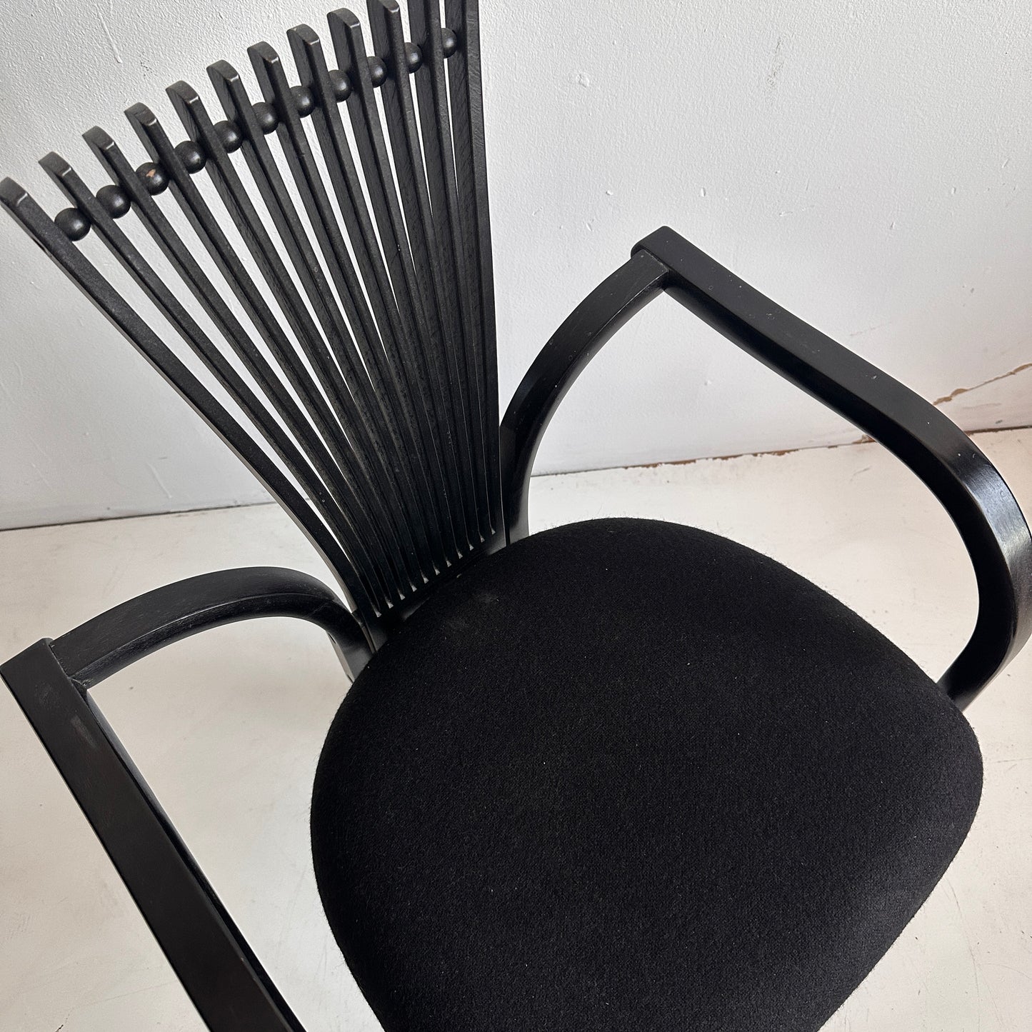 CH013 NORWEGIAN DESIGN BLACK WOOL BENTWOOD CHAIRS