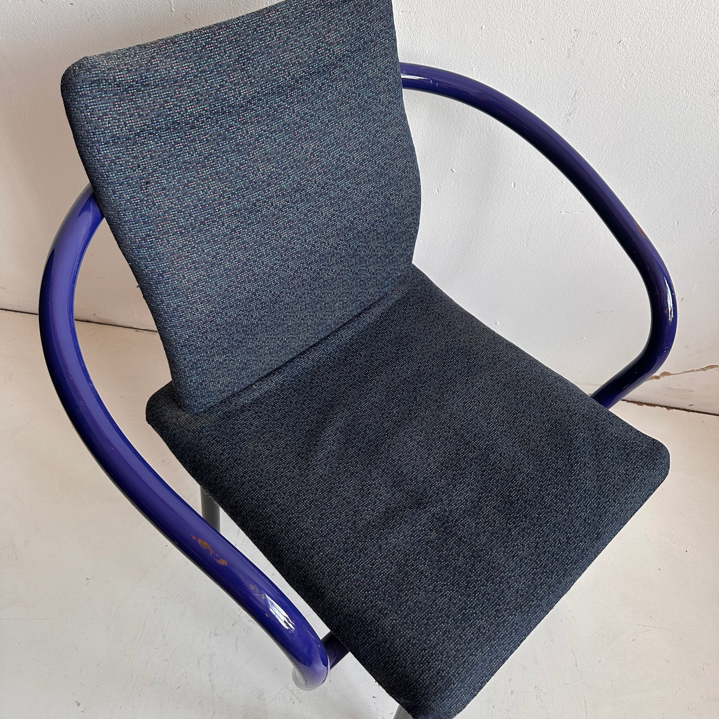 CH021 DISTRESSED ES CHAIR