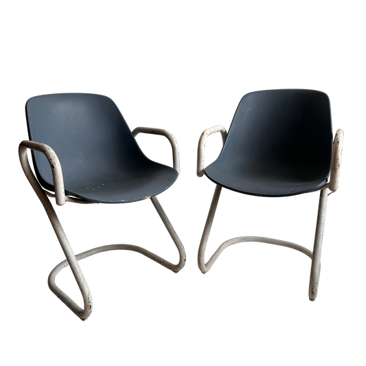 CH029 BLUE AND WHITE TUBULAR OUTDOOR CHAIRS
