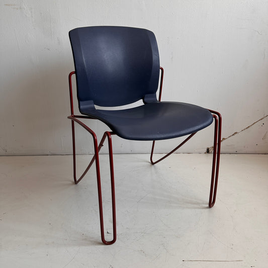 CH034 BLUE & RED CHU OFFICE CHAIRS