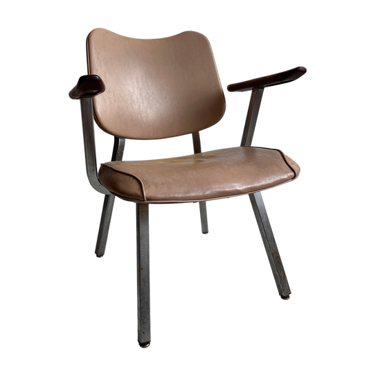 CH041 DISTRESSED 1960'S STREAMLINE ROYAL ARMCHAIR