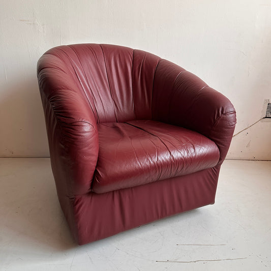 CH047 BURGUNDY LEATHER SWIVEL LOUNGE CHAIR