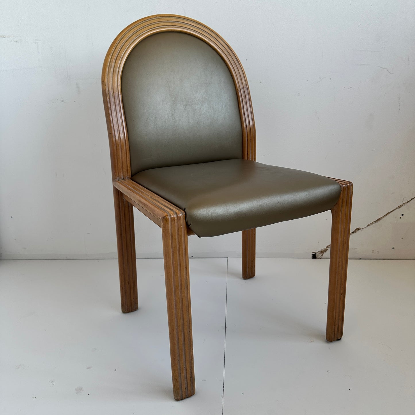 CH055 POST MODERN TAUPE UPHOLSTERED CHAIRS