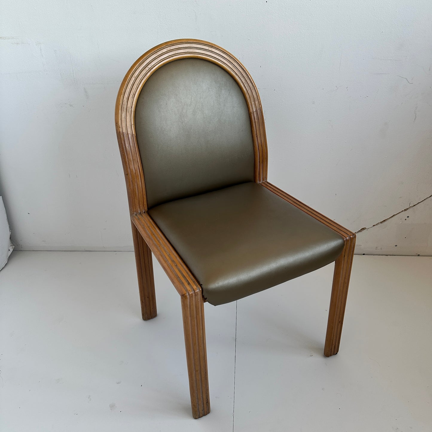 CH055 POST MODERN TAUPE UPHOLSTERED CHAIRS