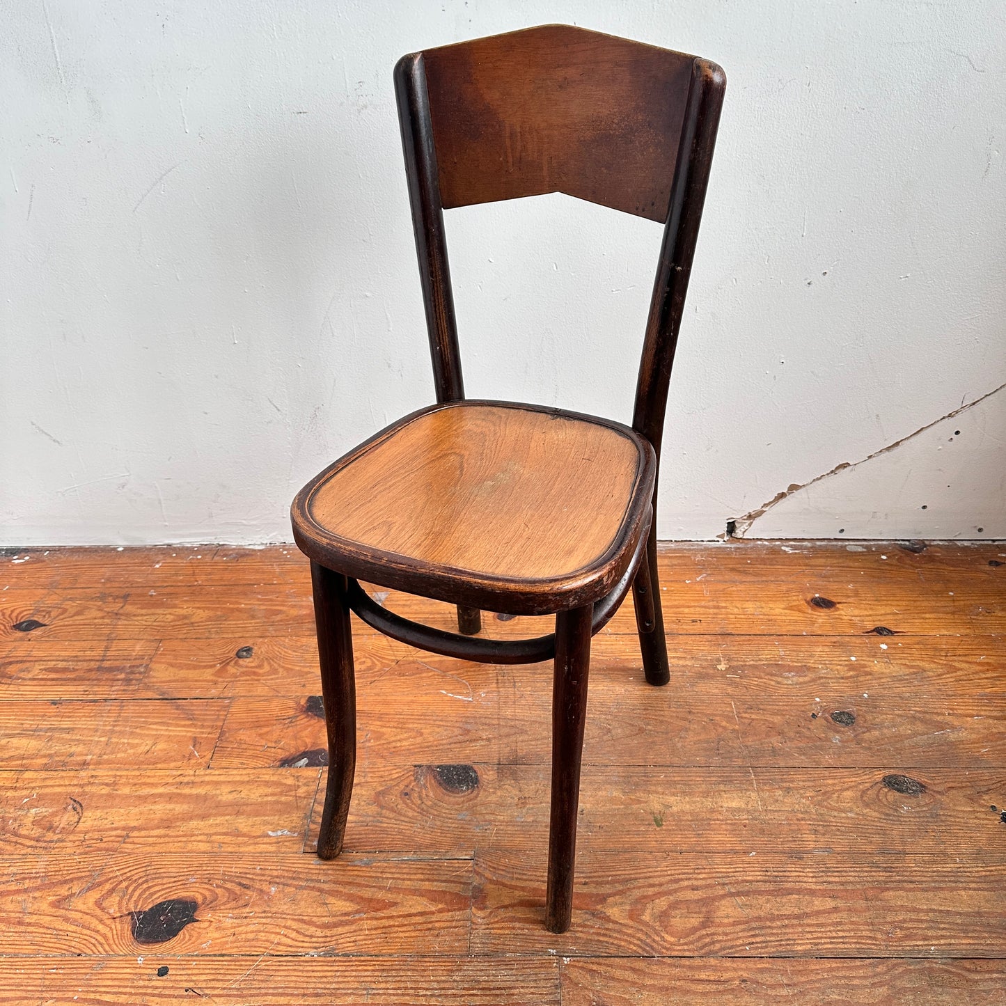 CH061 BENTWOOD DALTON CAFE CHAIR