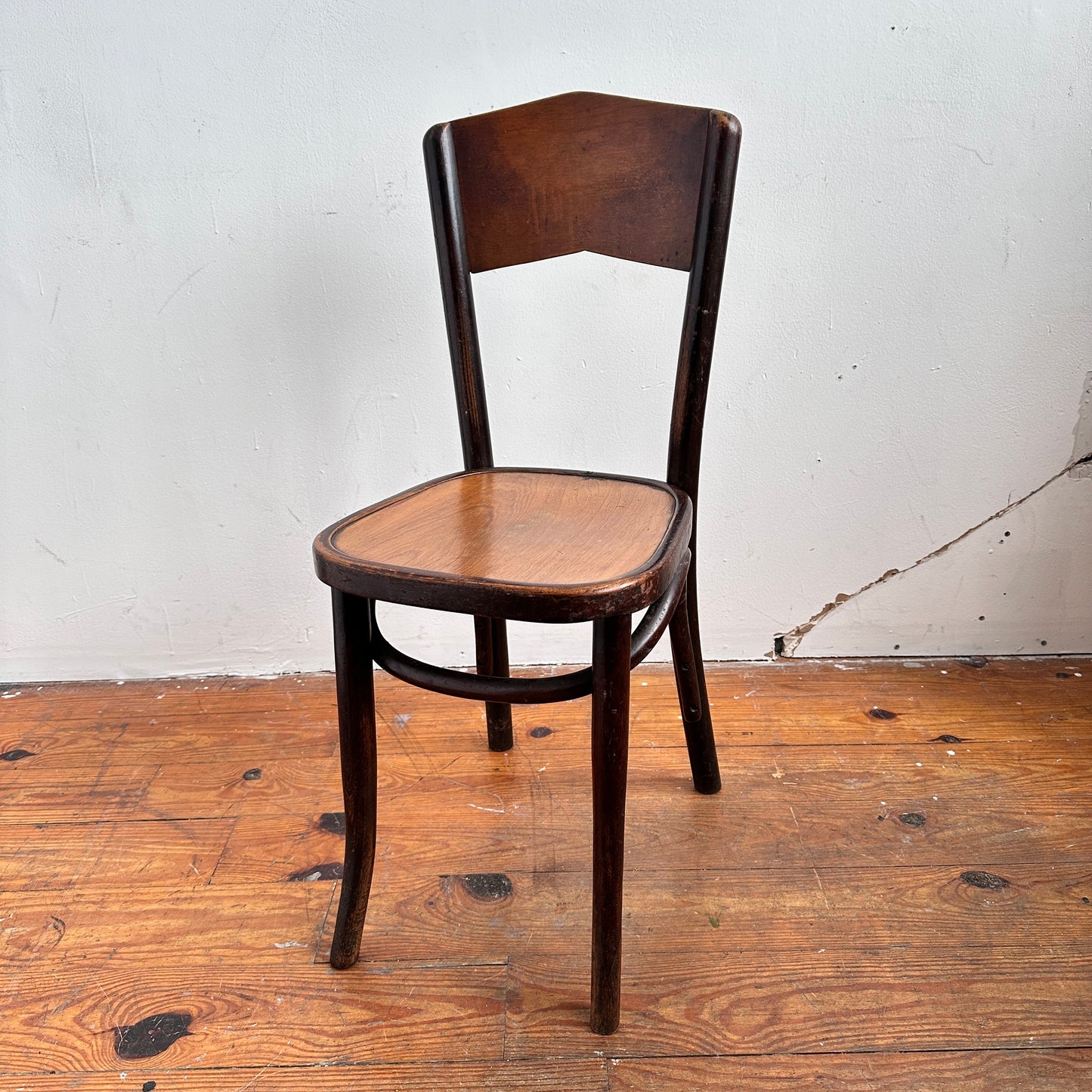 CH061 BENTWOOD DALTON CAFE CHAIR