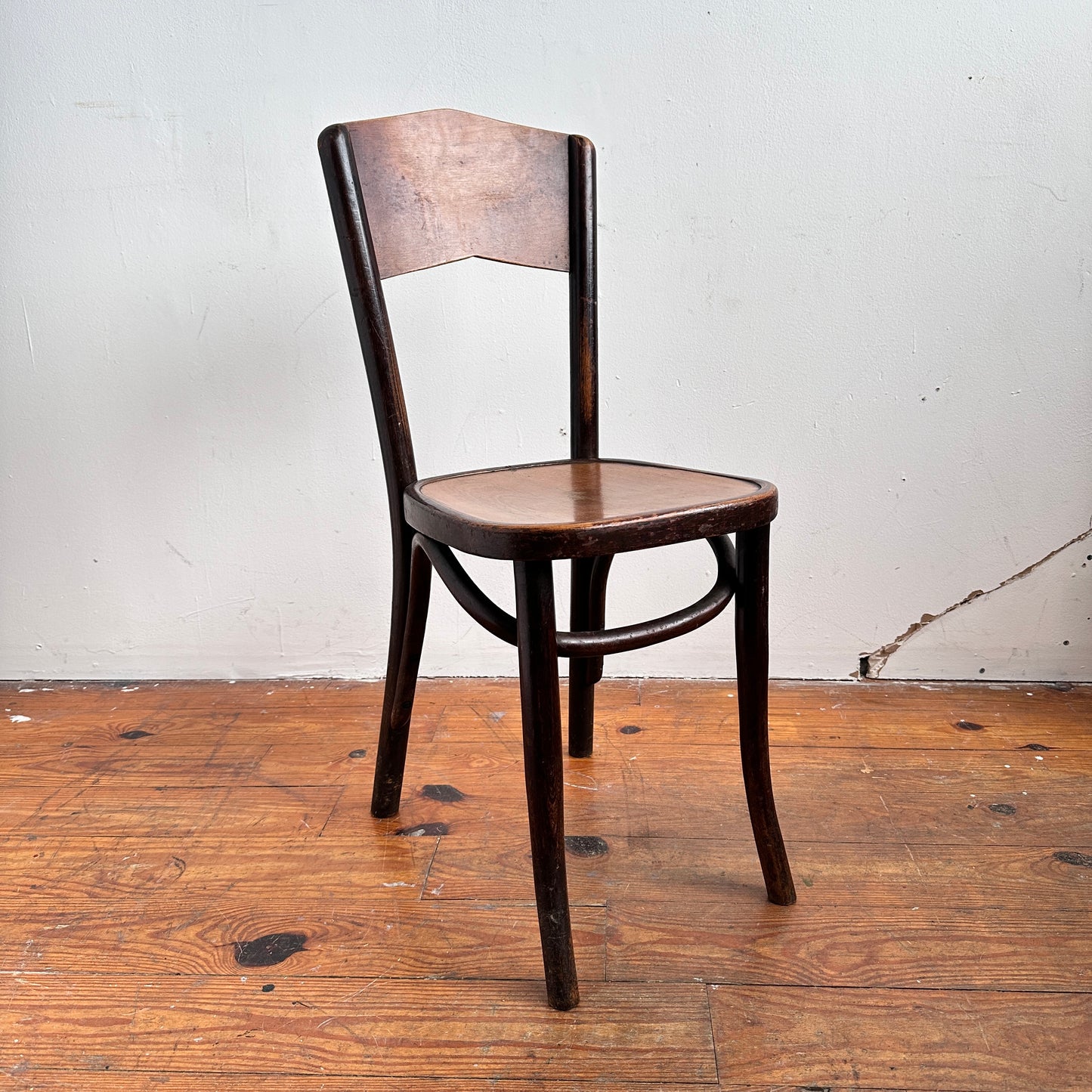 CH061 BENTWOOD DALTON CAFE CHAIR