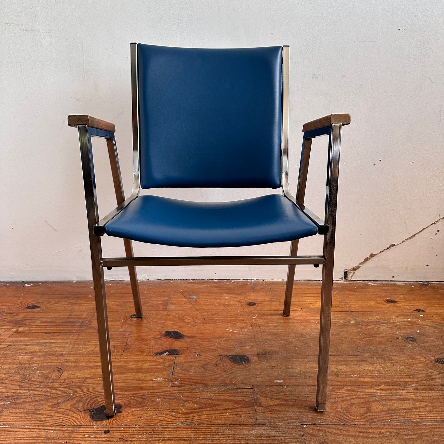 CH064 COBALT BLUE AND CHROME OFFICE CHAIR