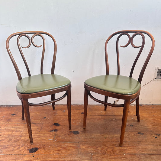 CH065 BENTWOOD CAFE CHAIRS WITH GREEN VINYL UPHOLSTERY