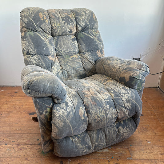 CH070 REAL TREE CAMO RECLINER
