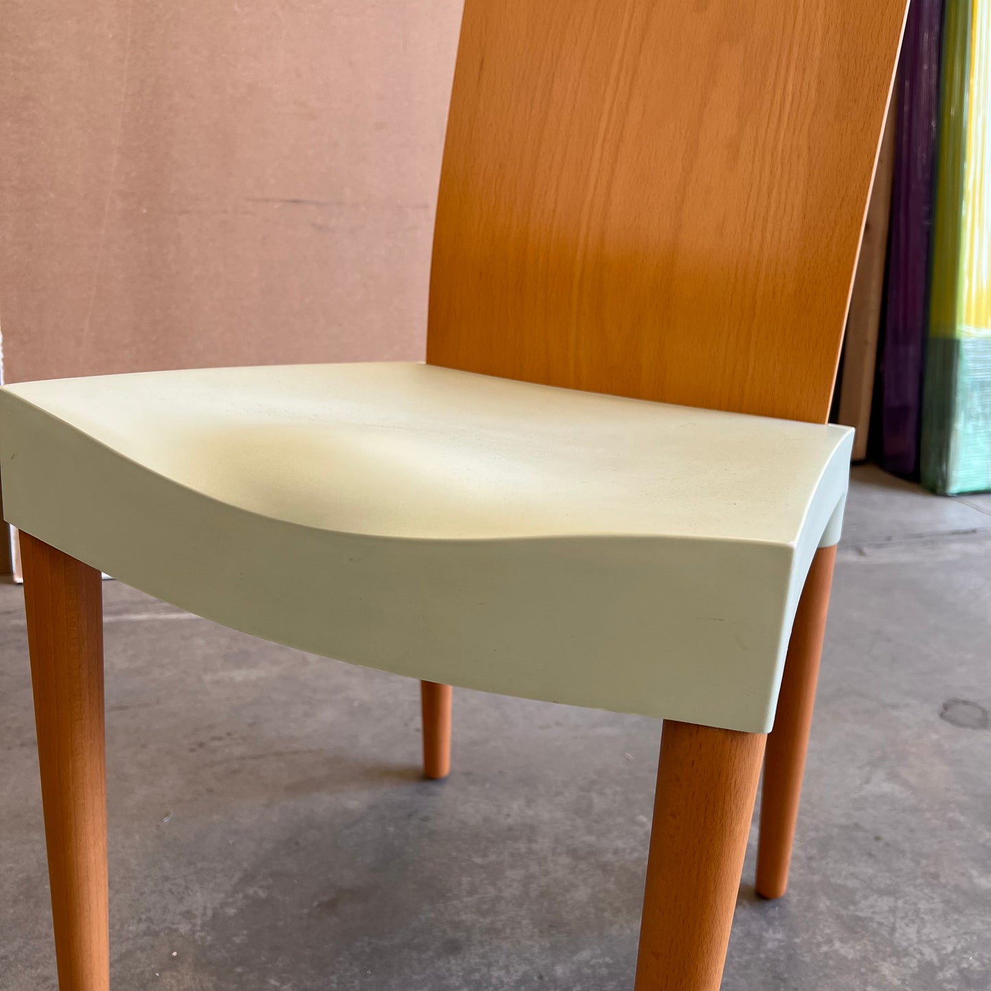 CH073 MISS TRIP CHAIR