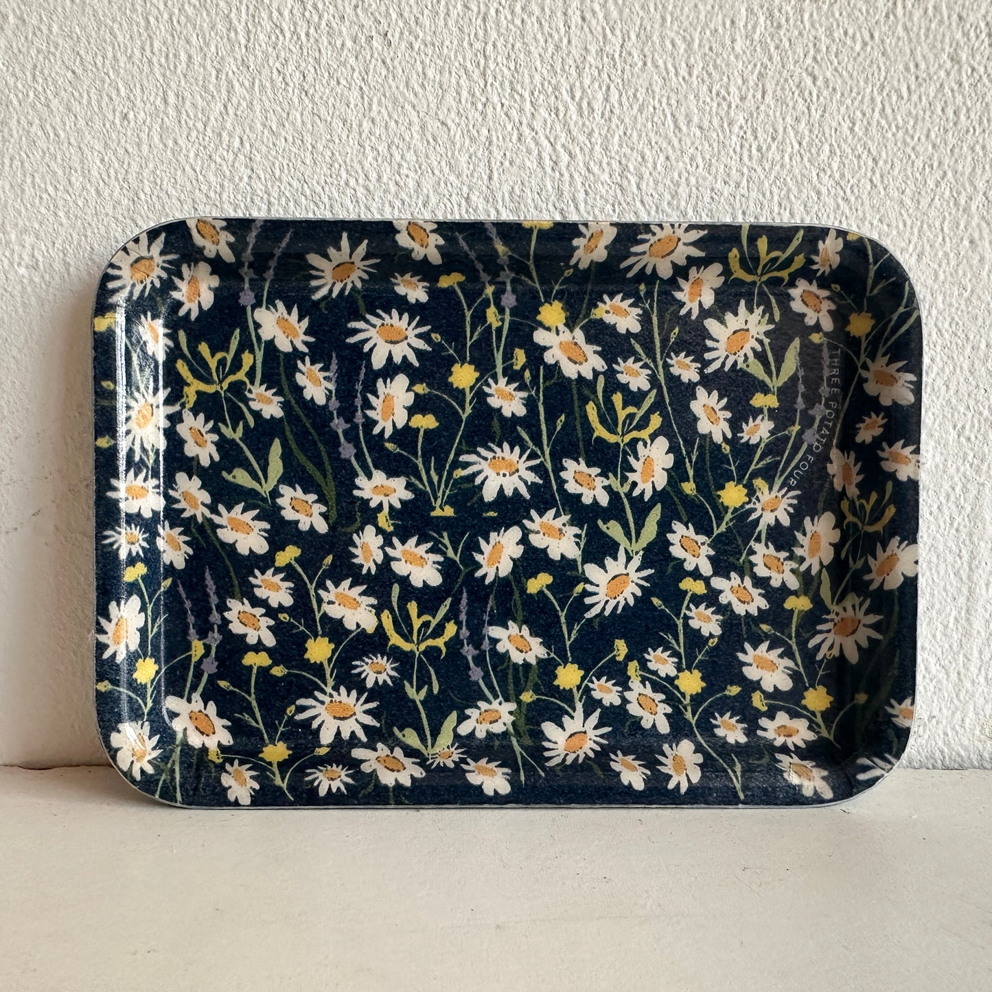 CT007 BLUE CATCHALL TRAY WITH WHITE FLOWERS