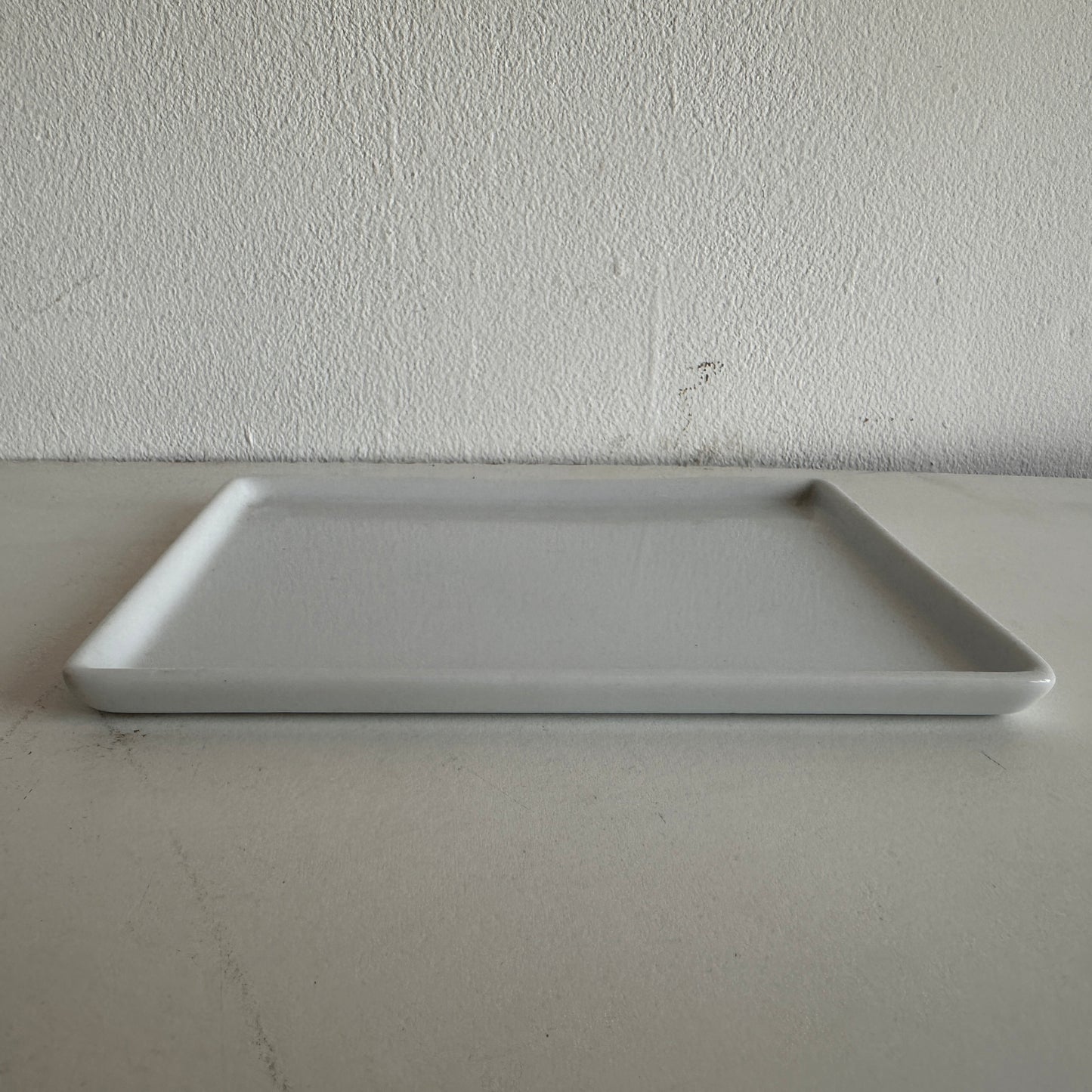 CT009 WHITE CERAMIC SMALL RECTANGULAR TRAY
