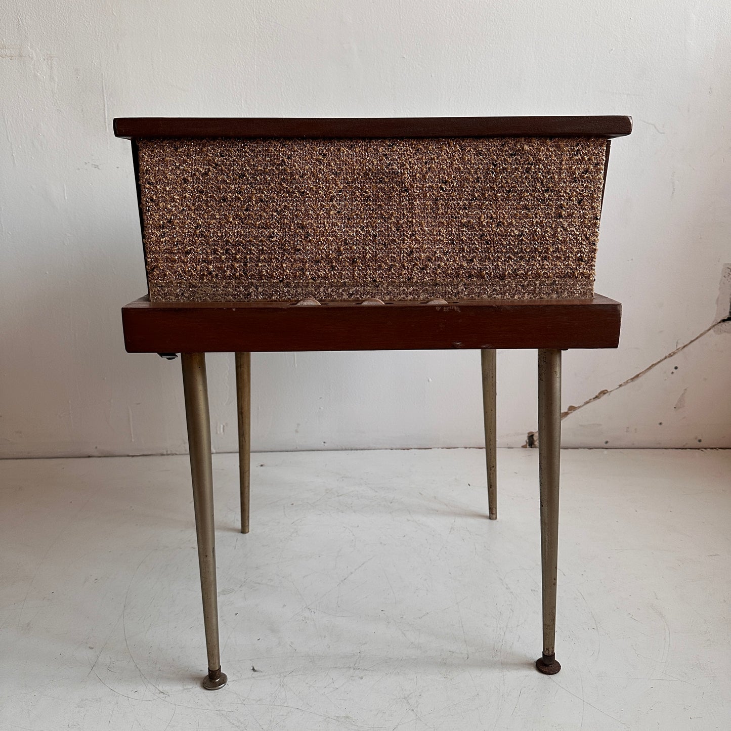 EL002 MID CENTURY STANDING RECORD PLAYER