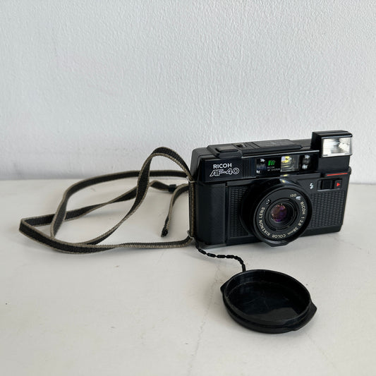 EL019 RICOH AF-40 POINT & SHOOT FILM CAMERA