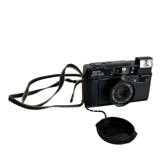 EL019 RICOH AF-40 POINT & SHOOT FILM CAMERA