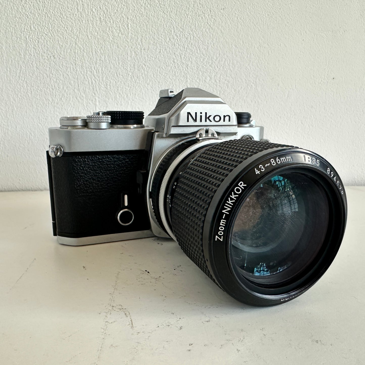 EL032 NIKON FM 35MM FILM CAMERA