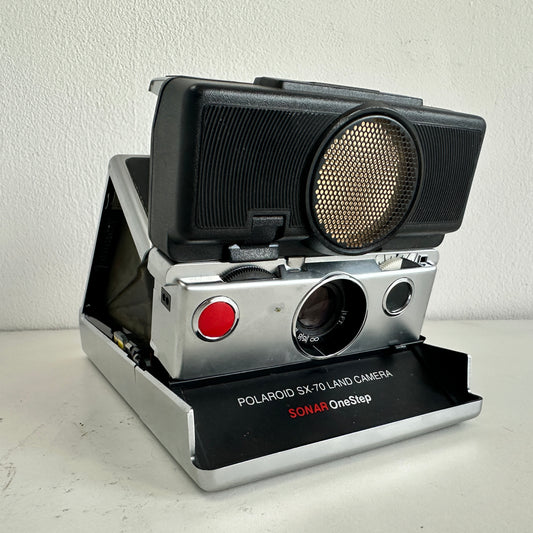 EL037 POLAROID SX70 LAND CAMERA