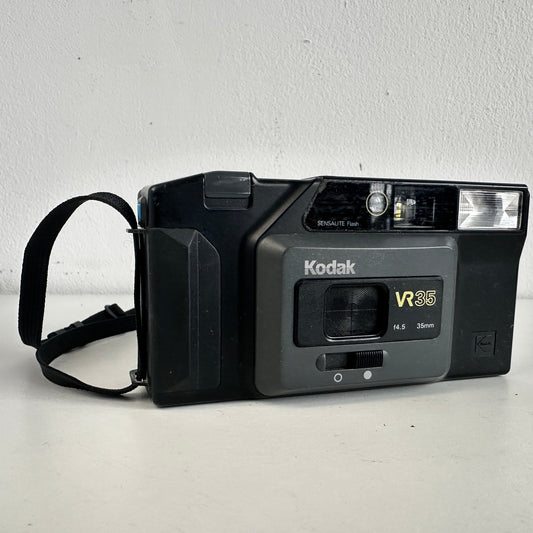 EL057 KODAK VR35 K60 POINT & SHOOT CAMERA